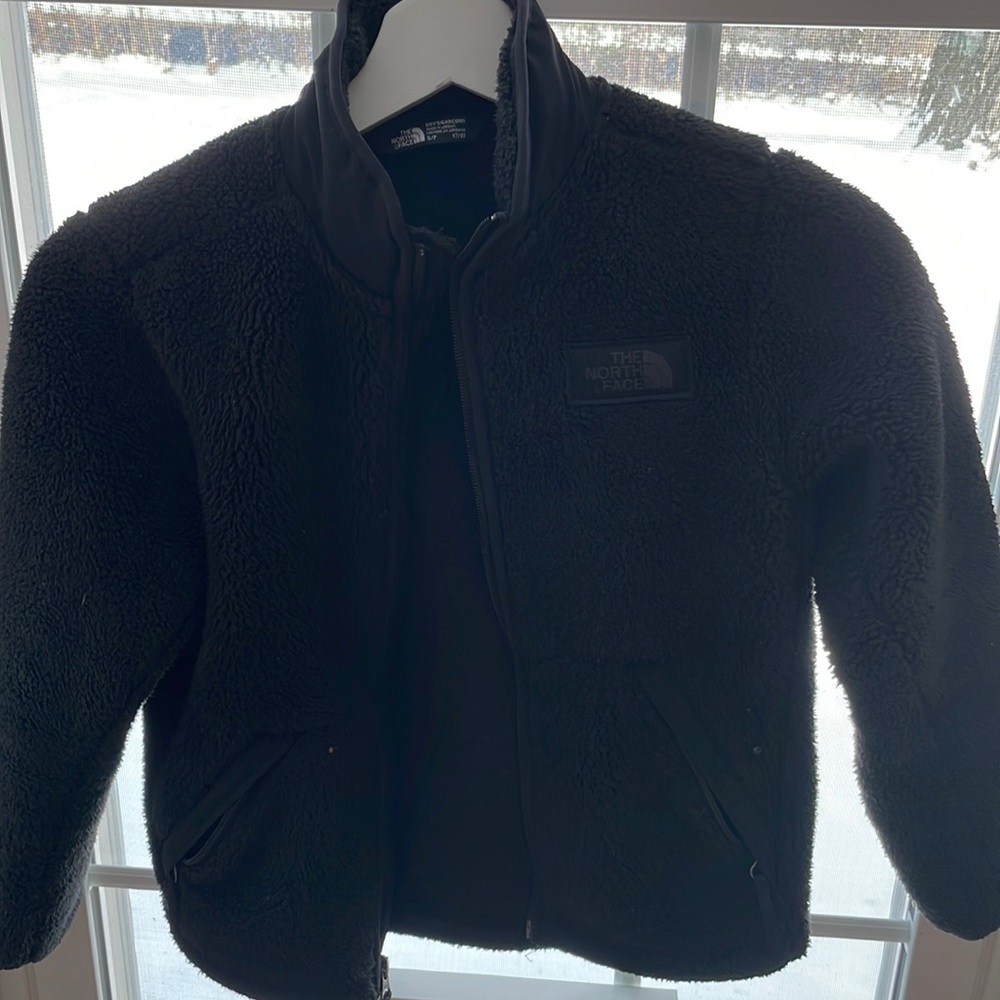 Size 7-8 North Face🧍‍♂️